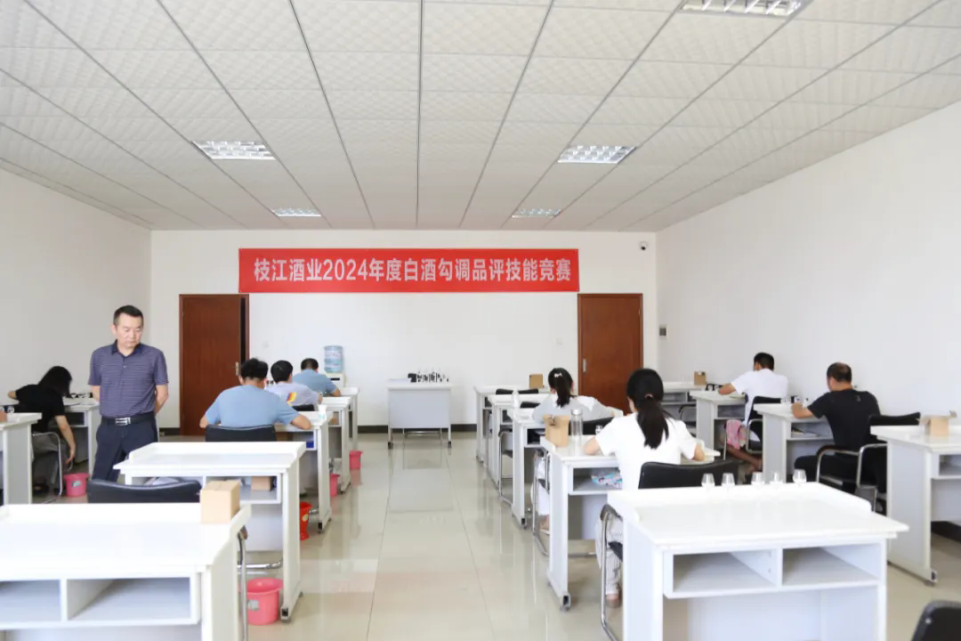 640 (1).webp (1).png 640 (1).webp (1).png