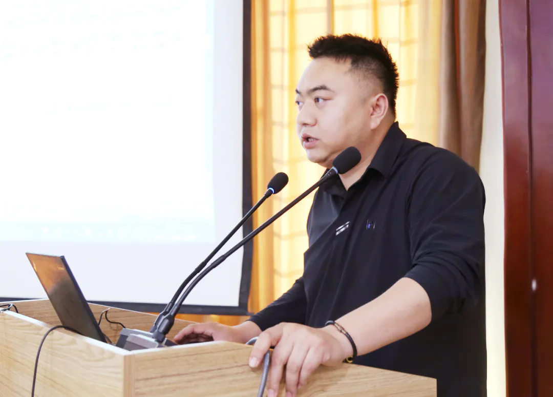 640 (1).webp.png 640 (1).webp.png