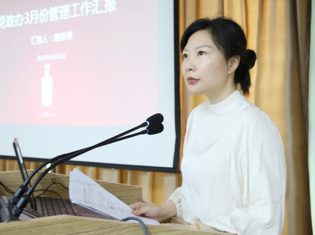 640.webp (1).png 640.webp (1).png